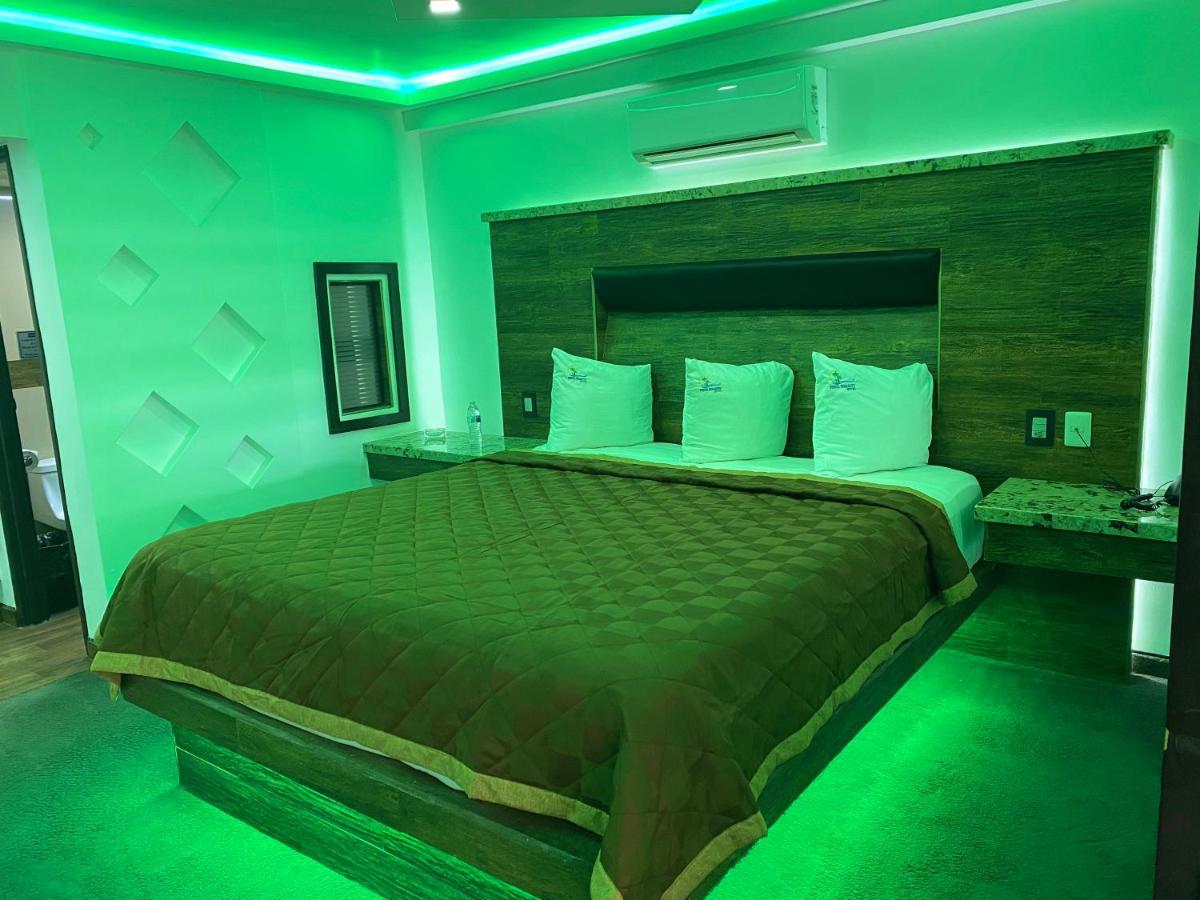 Hotel Fiesta Rosarito Bagian luar foto